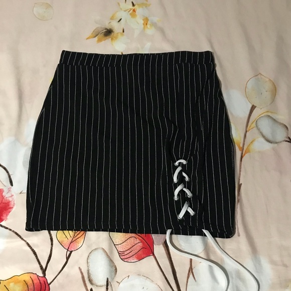 Skirt - Picture 4 of 4